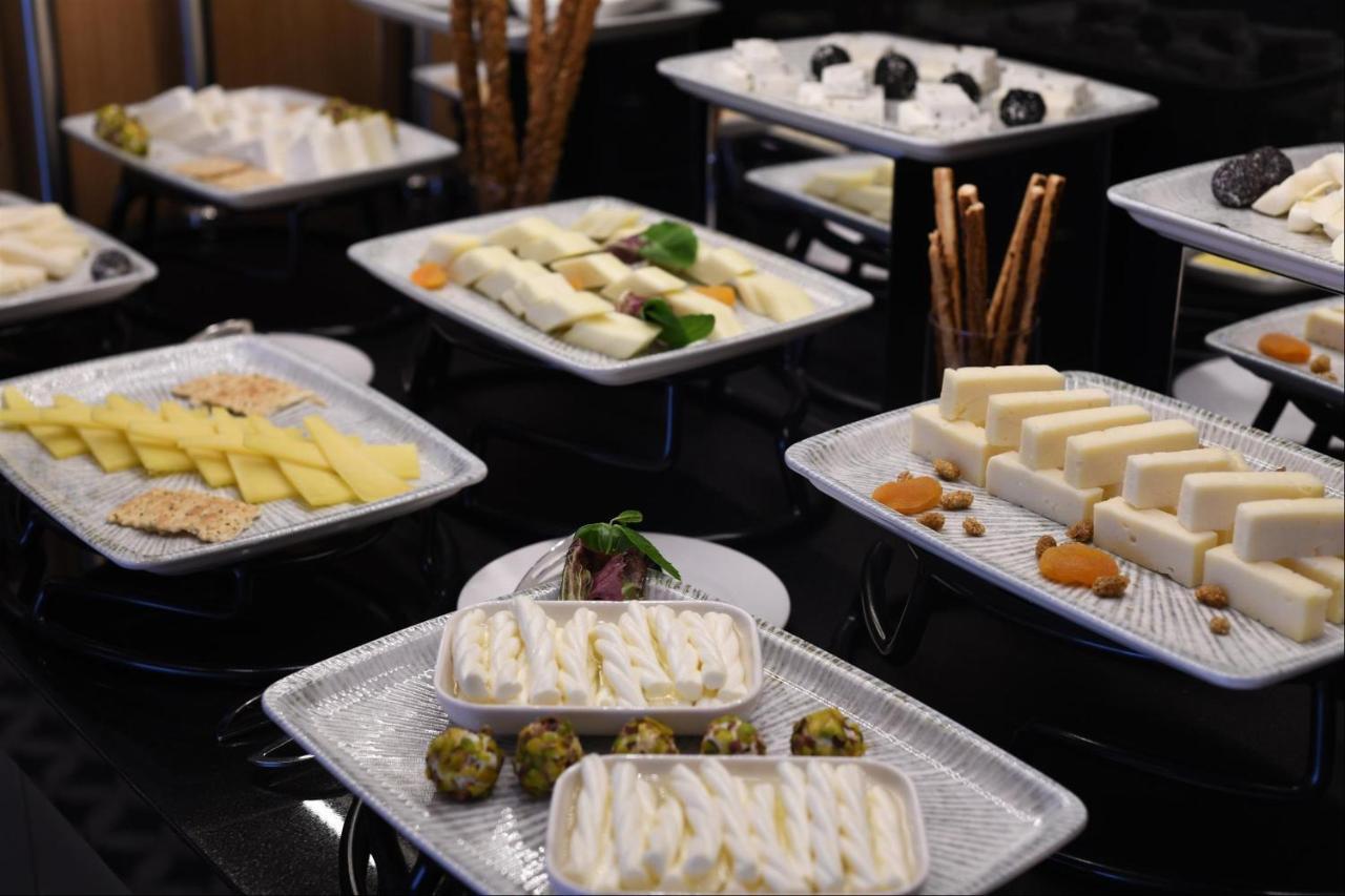 מלון Crowne Plaza Ankara By Ihg מראה חיצוני תמונה