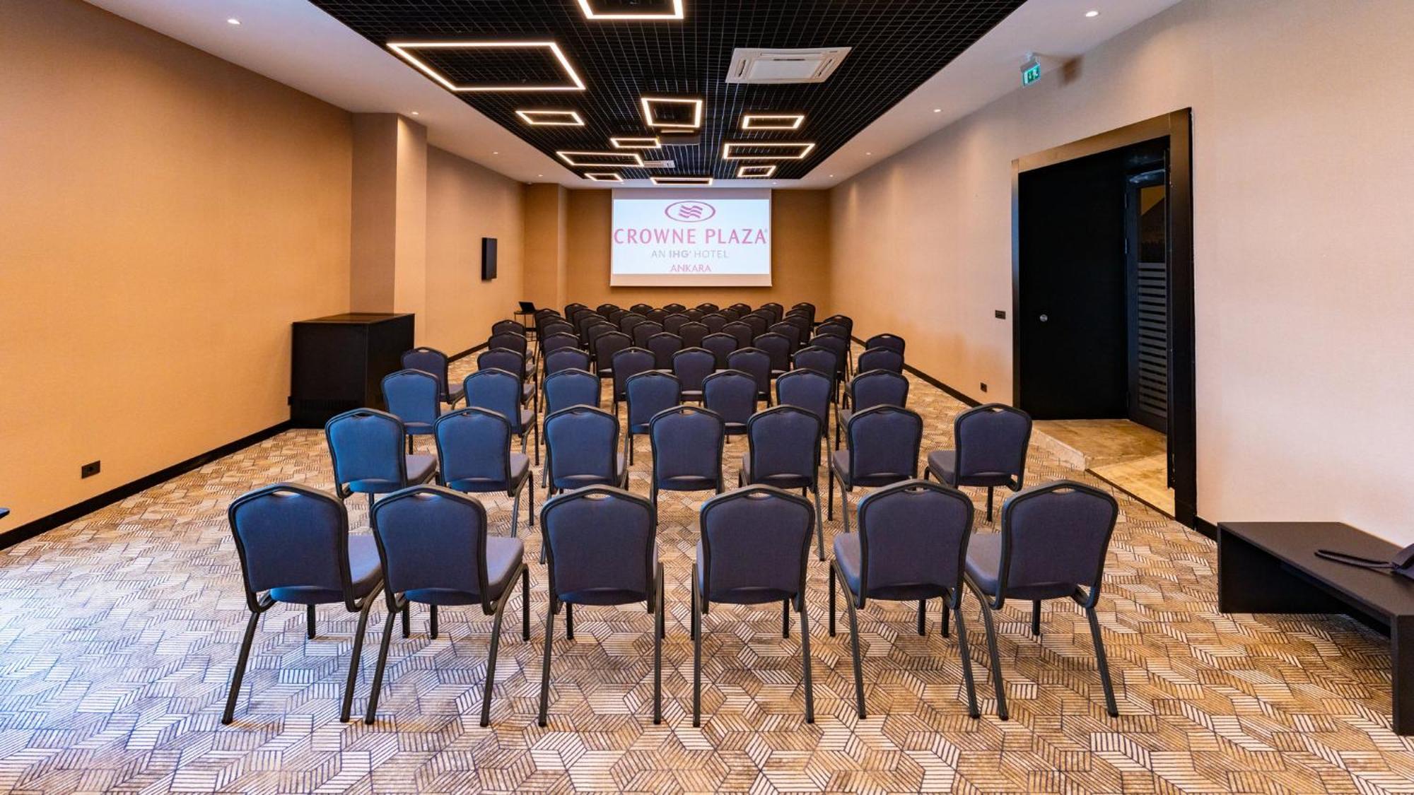 מלון Crowne Plaza Ankara By Ihg מראה חיצוני תמונה