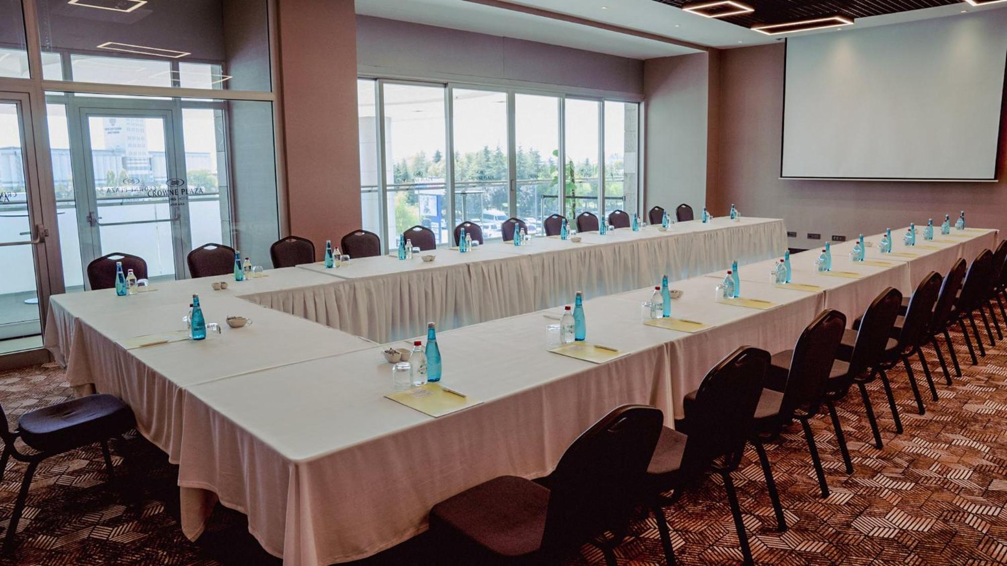 מלון Crowne Plaza Ankara By Ihg מראה חיצוני תמונה